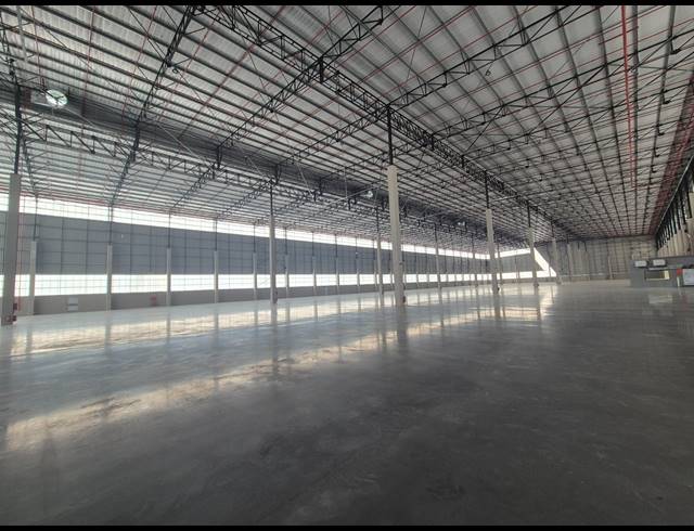 12,675M² WAREHOUSE TO LET IN LINBRO PARK